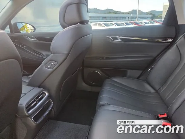 Genesis G80 2023 thumb 8