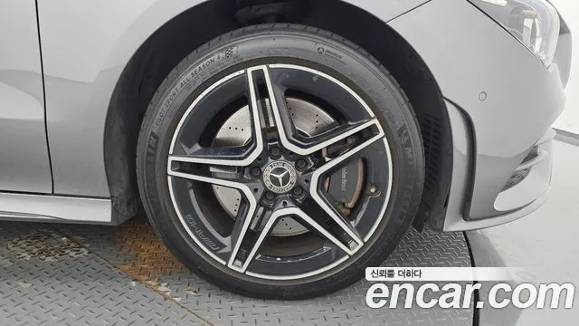 Mercedes-Benz CLA 2020 thumb 4