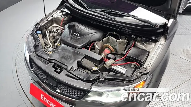 Kia Carens 2010 thumb 6