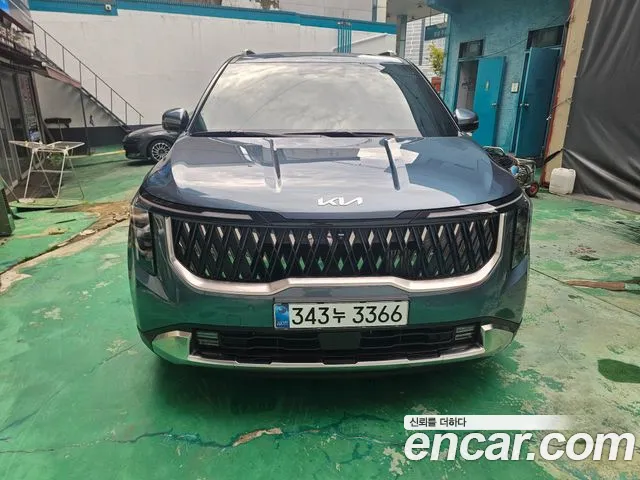 Kia Carnival 2024 thumb 3