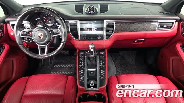 Porsche Macan 2017 thumb 6