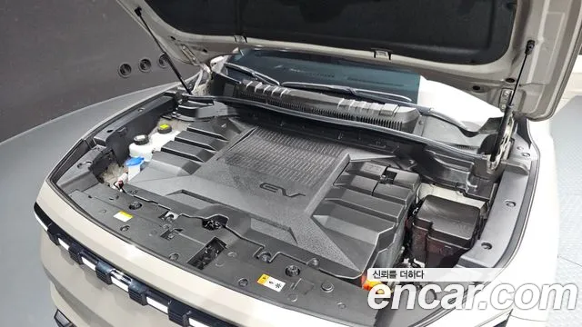 KG_Mobility_Ssangyong Torres 2024 thumb 5