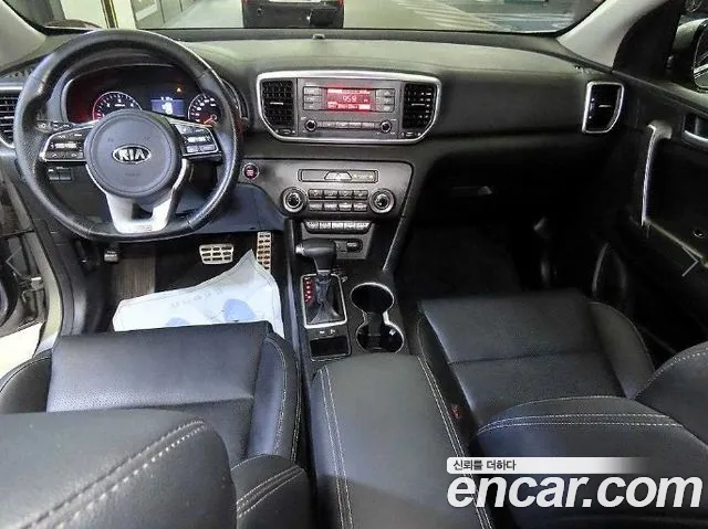 Kia Sportage 2018 thumb 10