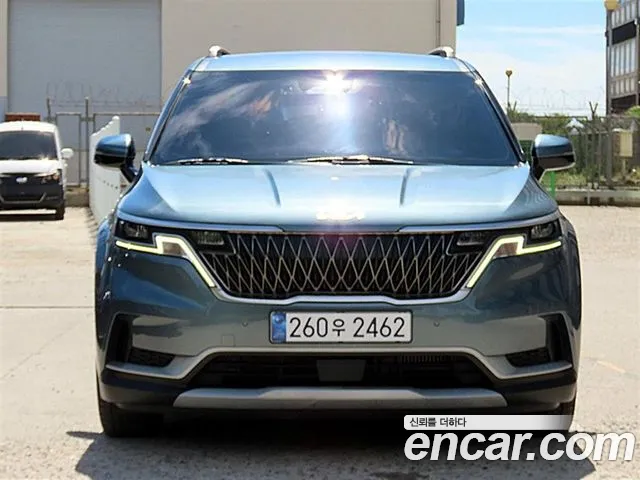 Kia Carnival 2023 thumb 2
