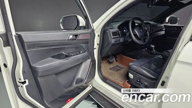 KG_Mobility_Ssangyong Rexton 2021 thumb 11