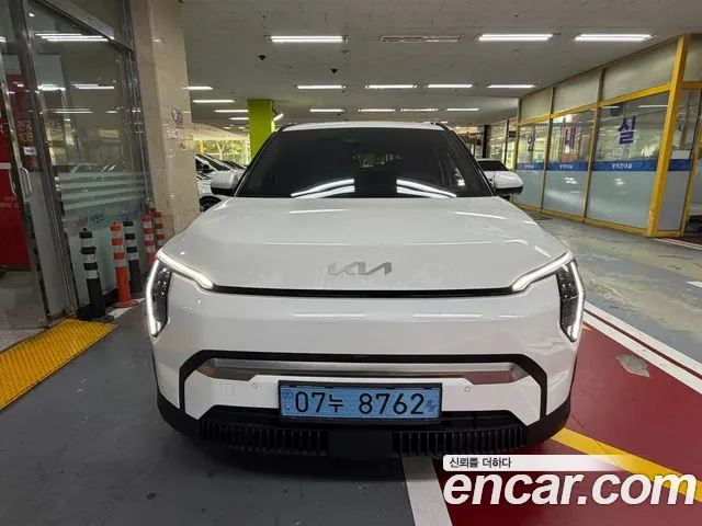 Kia EV3 2024 thumb 2