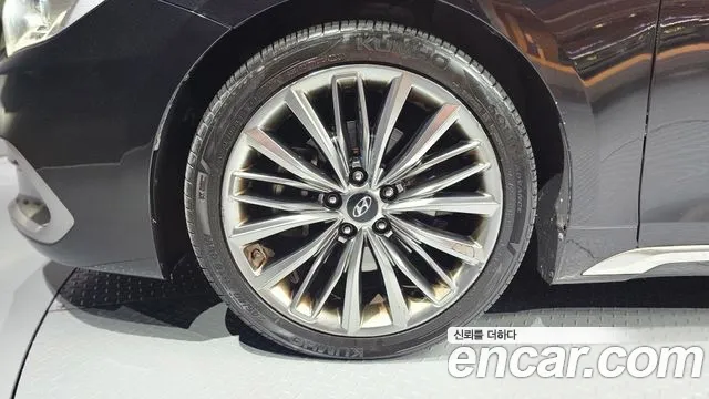 Hyundai Grandeur 2017 thumb 4
