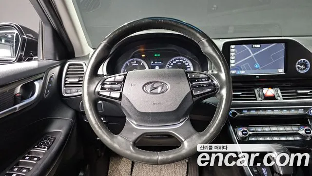 Hyundai Grandeur 2017 thumb 12