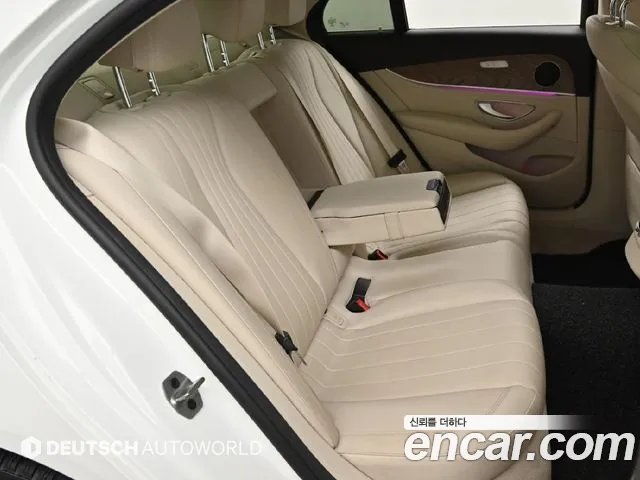 Mercedes-Benz E-Класс 2019 thumb 10