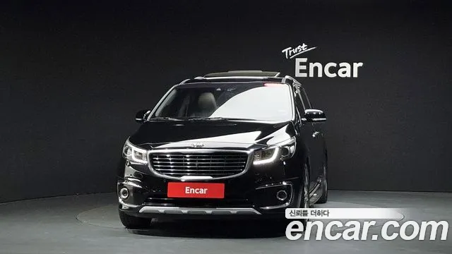 Kia Carnival 2015 thumb 2