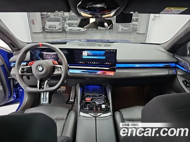 BMW M5 2025 thumb 6