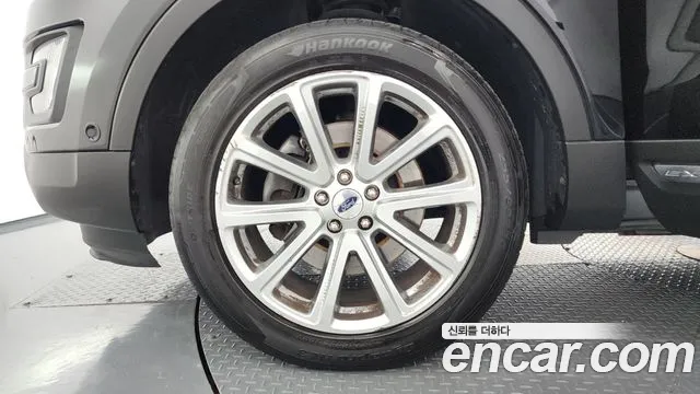 Ford Explorer 2015 thumb 5