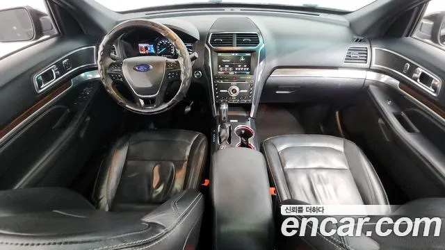 Ford Explorer 2015 thumb 7