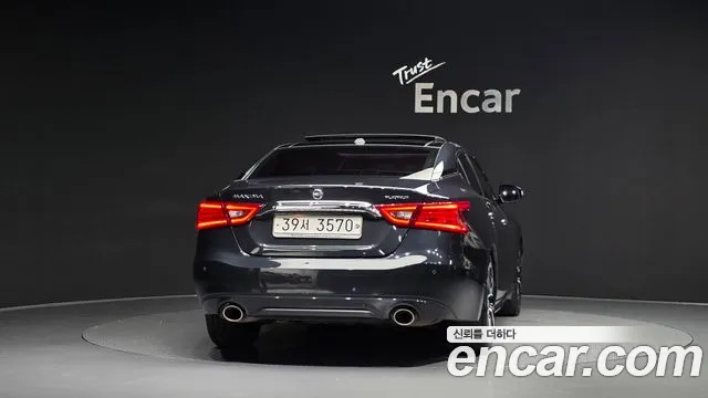 Nissan Maxima 2018 thumb 3