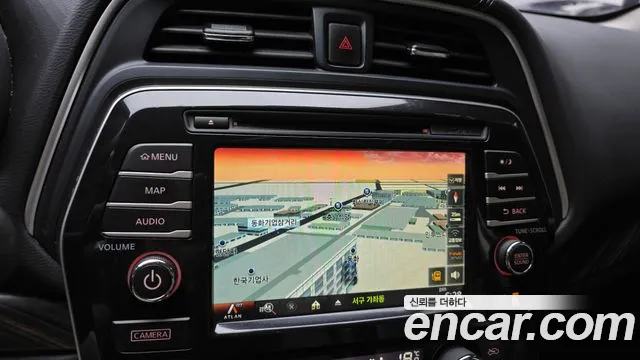 Nissan Maxima 2018 thumb 12