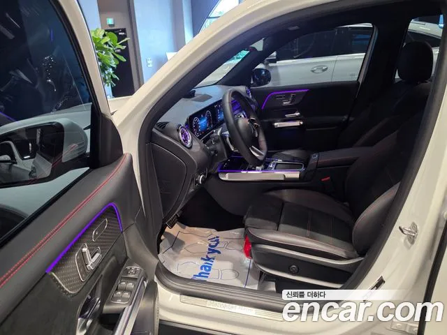 Mercedes-Benz GLB 2026 thumb 12