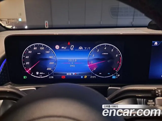 Mercedes-Benz GLB 2025 thumb 8