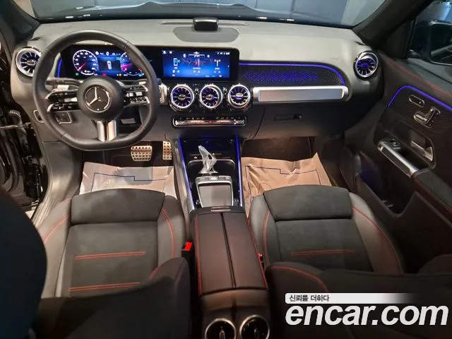 Mercedes-Benz GLB 2025 thumb 11
