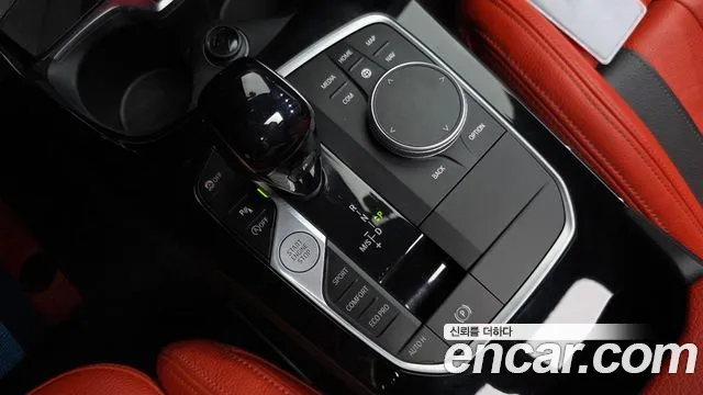 BMW 1-Series 2024 thumb 8