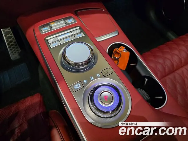 Genesis GV70 2024 thumb 8