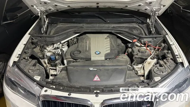BMW X6 2018 thumb 6