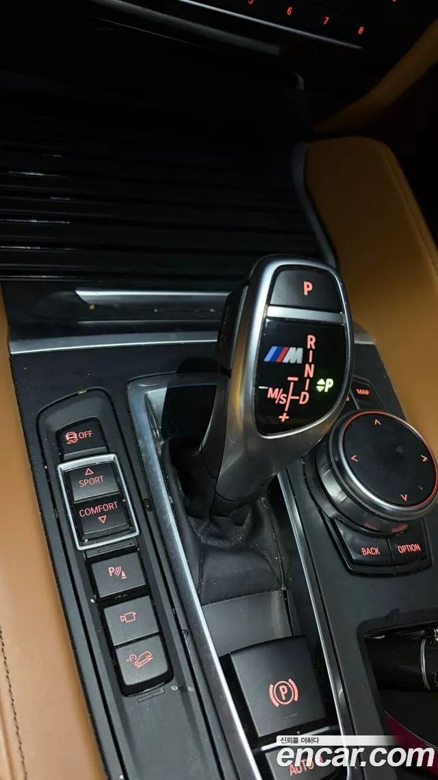 BMW X6 2018 thumb 9