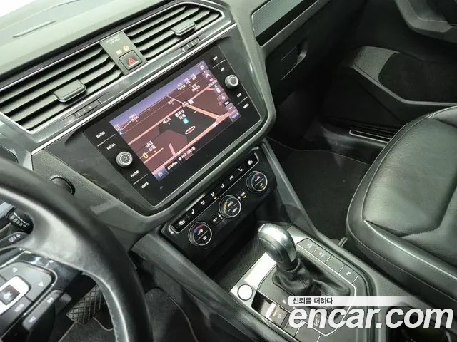 Volkswagen Tiguan 2020 thumb 10