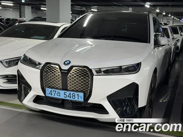 BMW iX 2021 thumb 12