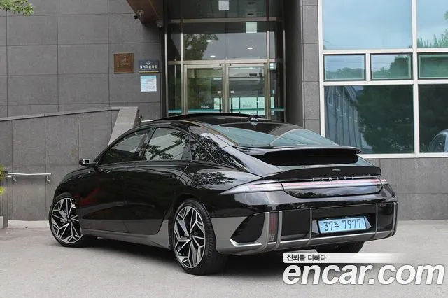 Hyundai IONIQ 6 2023 thumb 5