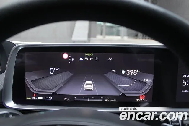 Hyundai IONIQ 6 2023 thumb 6