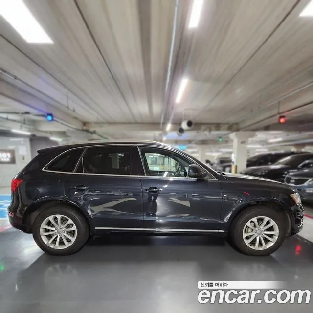 Audi Q5 2013 thumb 4