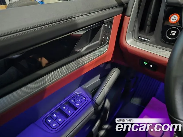 Porsche Cayenne 2025 thumb 9