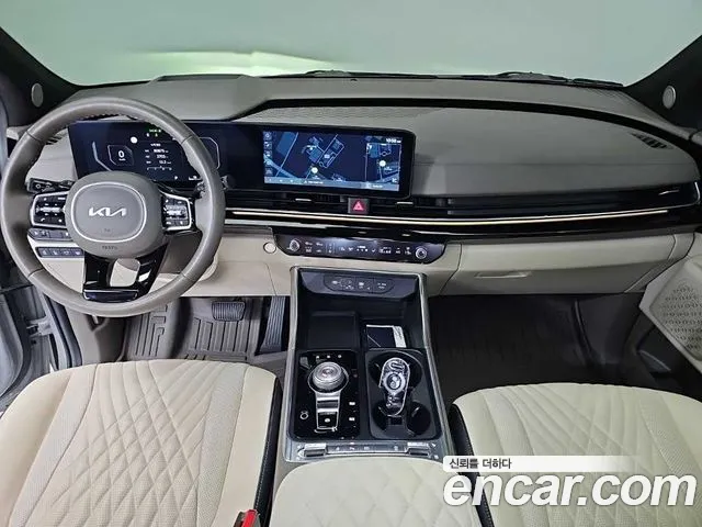 Kia Carnival 2024 thumb 8