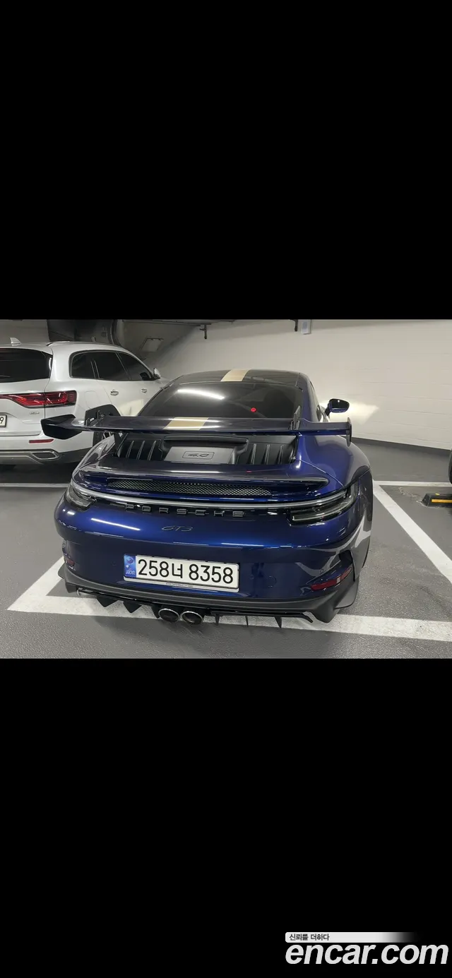 Porsche 911 2022 thumb 4