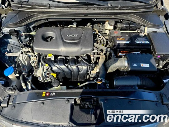Hyundai Avante 2016 thumb 7