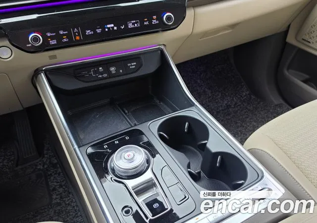 Kia Carnival 2024 thumb 9