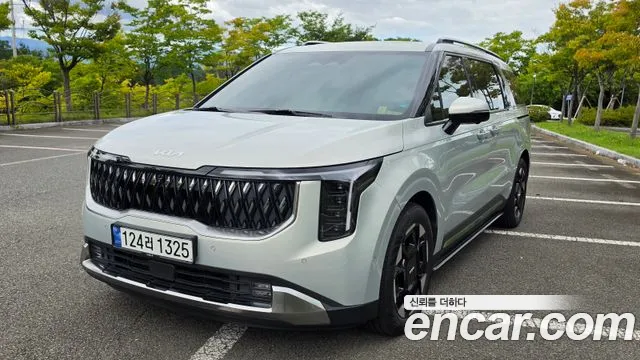 Kia Carnival 2024 thumb 12