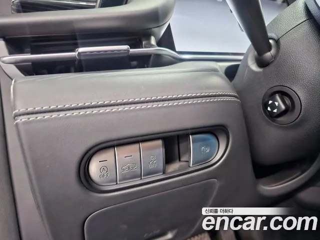 Genesis G90 2022 thumb 9