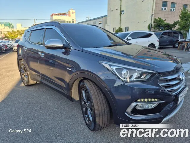 Hyundai Santa Fe 2016 thumb 3