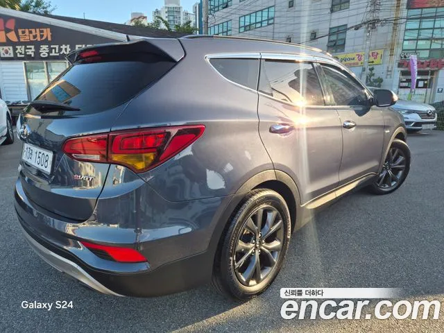 Hyundai Santa Fe 2016 thumb 4