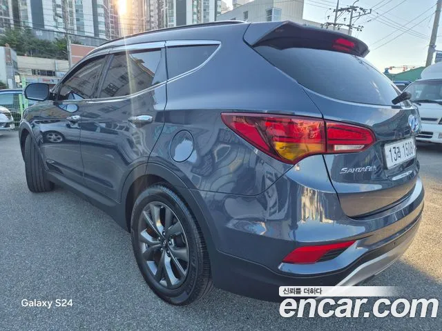 Hyundai Santa Fe 2016 thumb 7