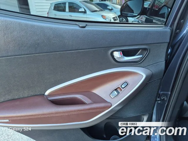 Hyundai Santa Fe 2016 thumb 8