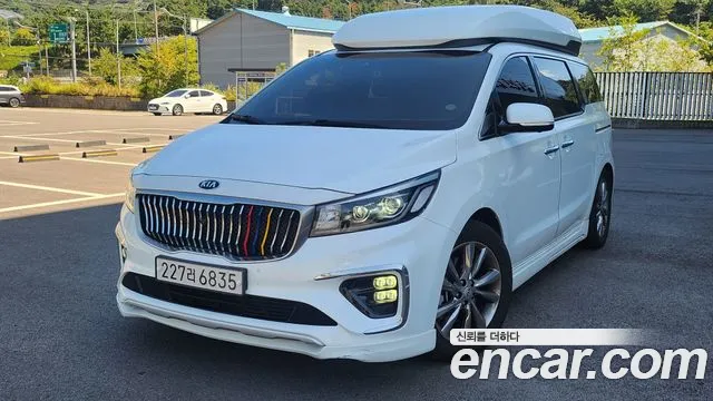 Kia Carnival 2019 thumb 12