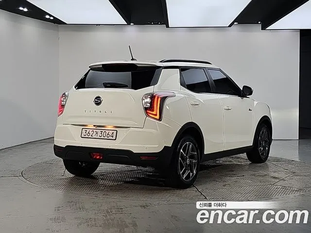 KG_Mobility_Ssangyong TIBOLI 2022 thumb 2