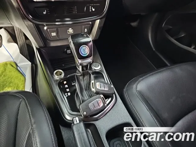 KG_Mobility_Ssangyong TIBOLI 2020 thumb 10