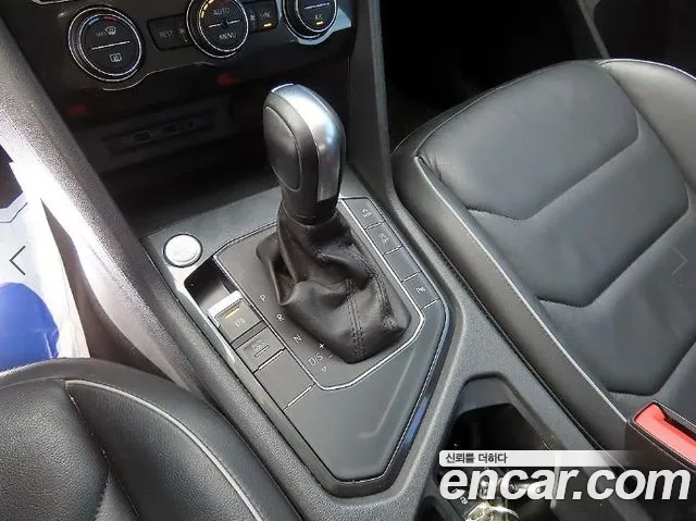 Volkswagen Tiguan 2019 thumb 10
