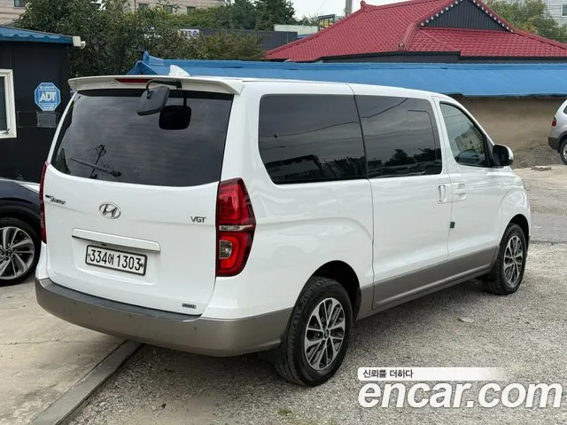 Hyundai Starex 2019 thumb 4