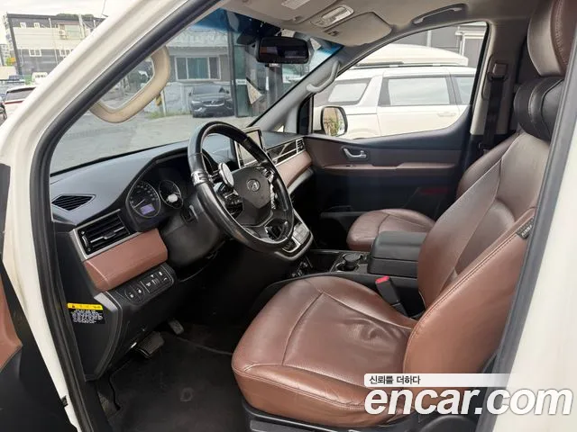 Hyundai Starex 2019 thumb 9