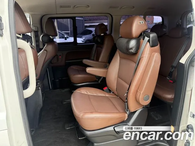 Hyundai Starex 2019 thumb 10
