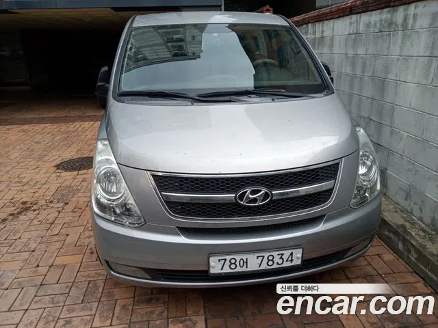 Hyundai Starex 2010 thumb 2